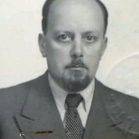 Fotoğraf: Unknown authorUnknown author · Kamu malı